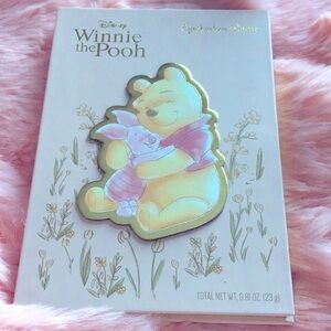 NEW Disney Winnie The Pooh Eyeshadow Shimmer Matte Pastel Shadows Palette Sealed